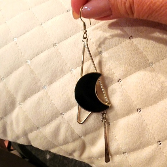 Vintage hand-made sterling silver & black onyx crescent moon dangle earrings - Picture 3 of 8